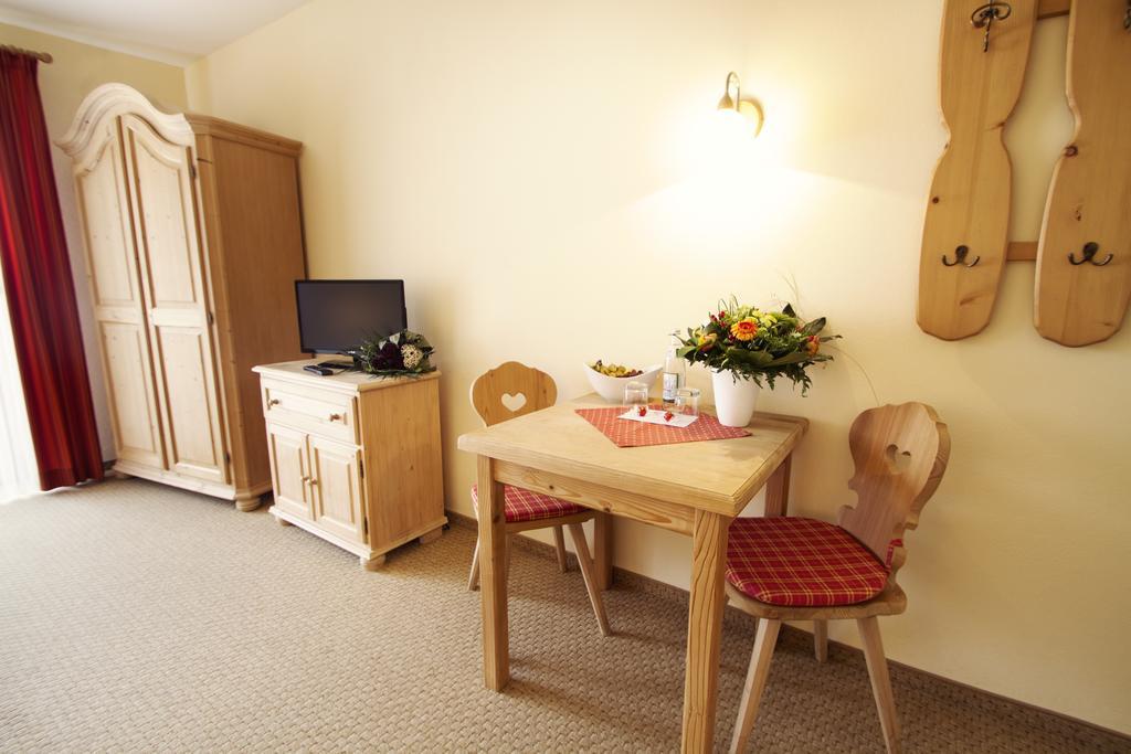 Hôtel Brotzeit-Stadl Gbr à Bad Staffelstein Chambre photo